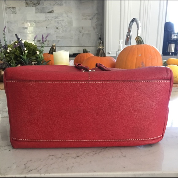 Dooney and Bourke Shoulder bag - Picture 5 of 10